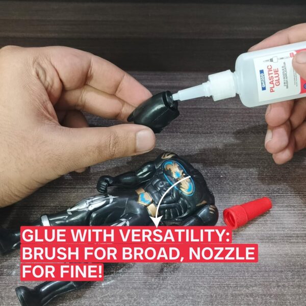 Back of GH1200 super glue packaging highlighting dual applicator and step-by-step usage for plastic
